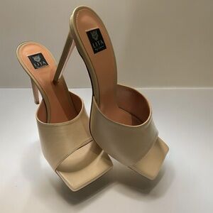 LITA by Ciara Italian Leather heels, 🆕NIB!!